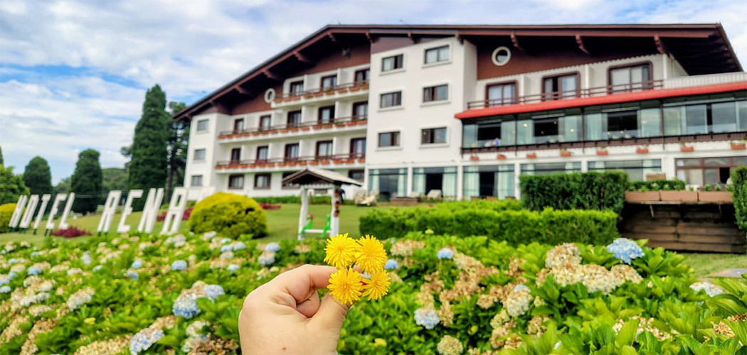 Hoteleiros do Meio-Oeste de SC e empresários do setor. Você é nosso convidado no Hotel Renar