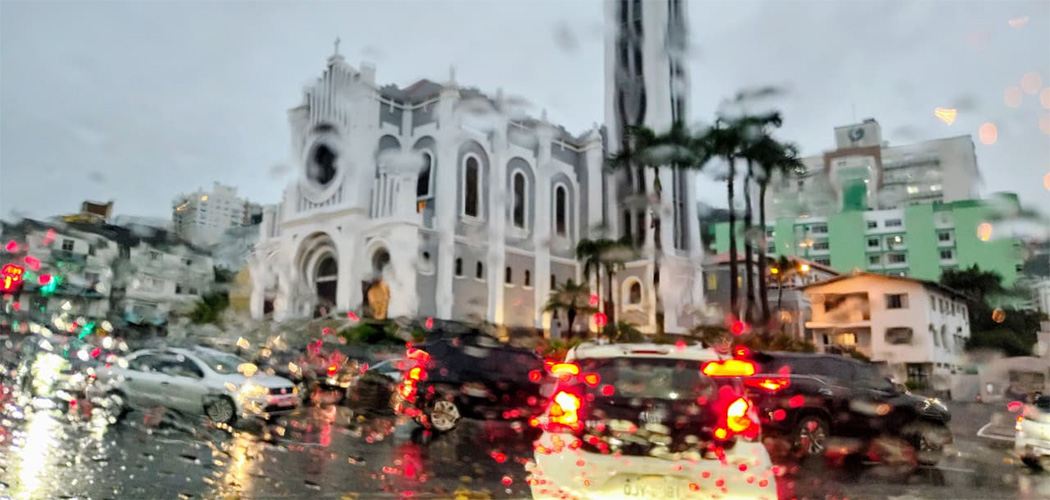 Semana será marcada por mudança no tempo e aumento do risco de temporais em SC