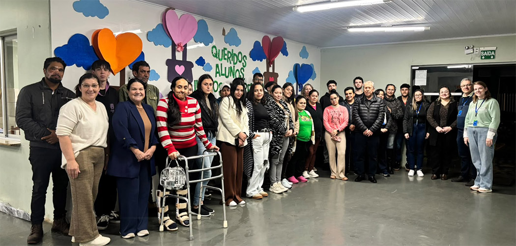 Parceria entre o SESI, o SENAI e a Prefeitura de Vargem Bonita, amplia a oportunidade de escolarização para jovens e adultos