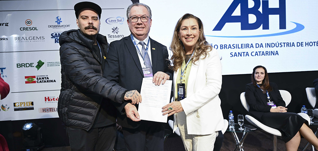 Parceria entre Bee Benefícios, FACISC e ABIH-SC busca modernizar gestão dos hotéis catarinenses