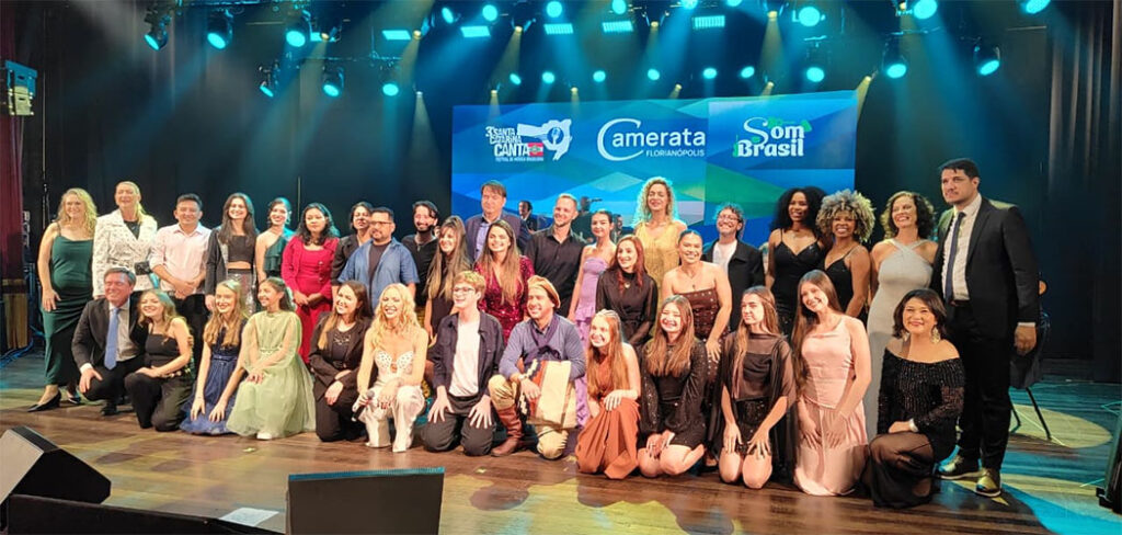 Meio-Oeste define finalistas do 3º Santa Catarina Canta em Joaçaba