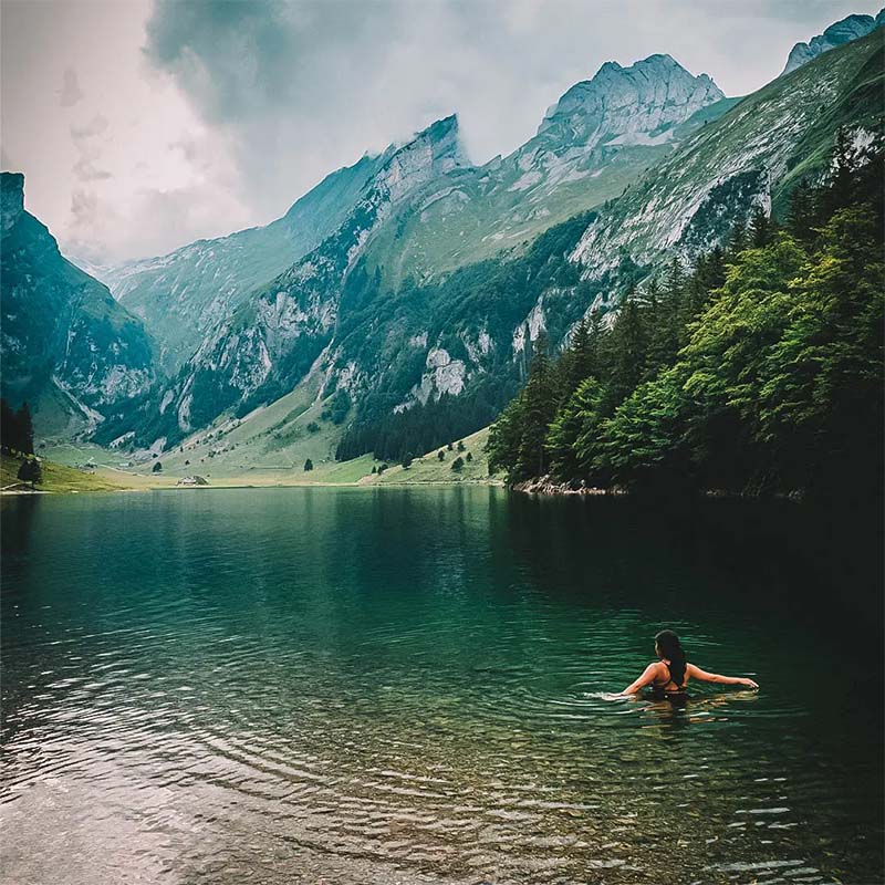 Verão nos Alpes suíços reúne natureza, bem-estar e experiências de contemplação