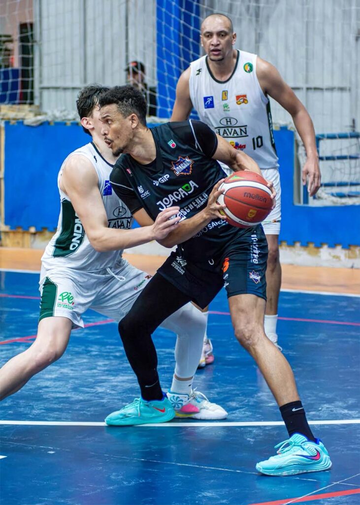 Basket Joaçaba joga pelo bronze do Catarinense 2026