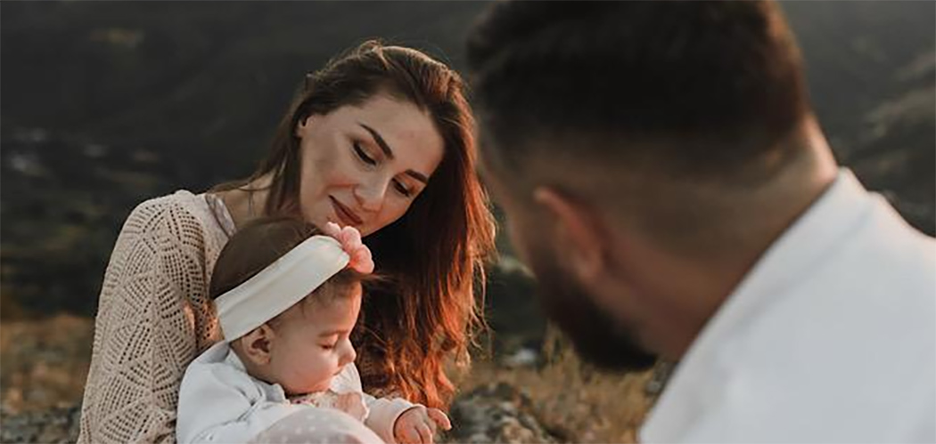 Bebê que ficou com tios paternos desde os primeiros meses de vida tem adoção concedida