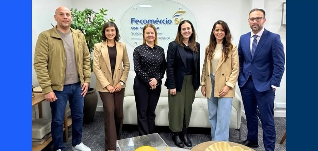 Fecomércio alinha perspectivas da temporada de verão em SC com varejistas e CNC