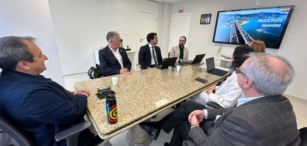 Governo do Estado promove acordo com municípios da Grande Florianópolis para transporte aquaviário piloto