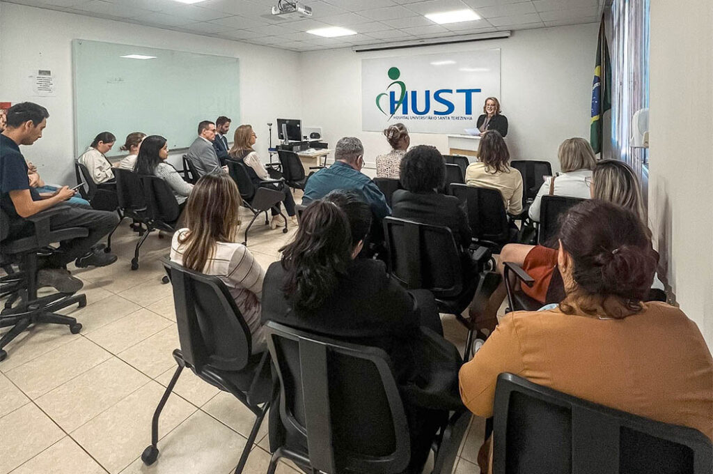 HUST Joaçaba realiza mudança nas Diretorias Técnica e Clínica