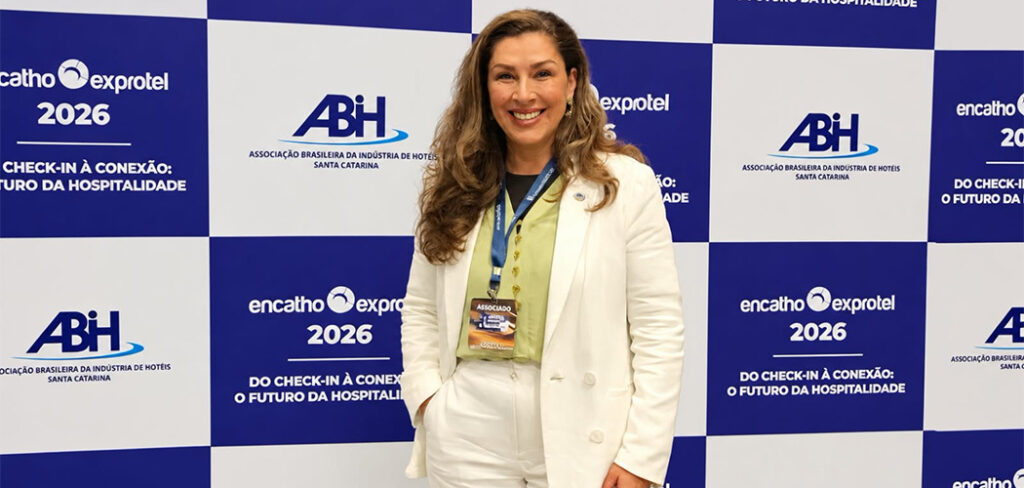 Margot Rosenbrock Libório é reeleita Diretora-presidente da ABIH-SC para biênio 2027-2028