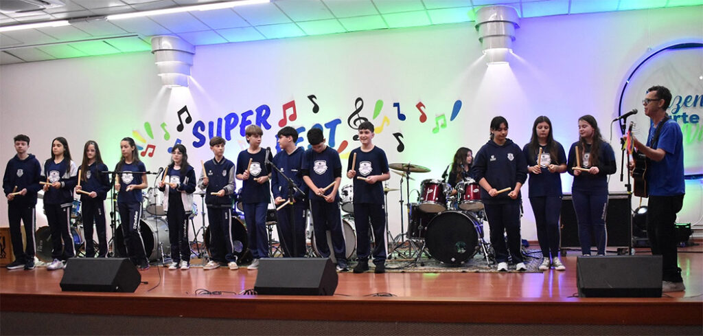 Colégio Unoesc Joaçaba promove a SuperFest 2026 com mais de 40 apresentações