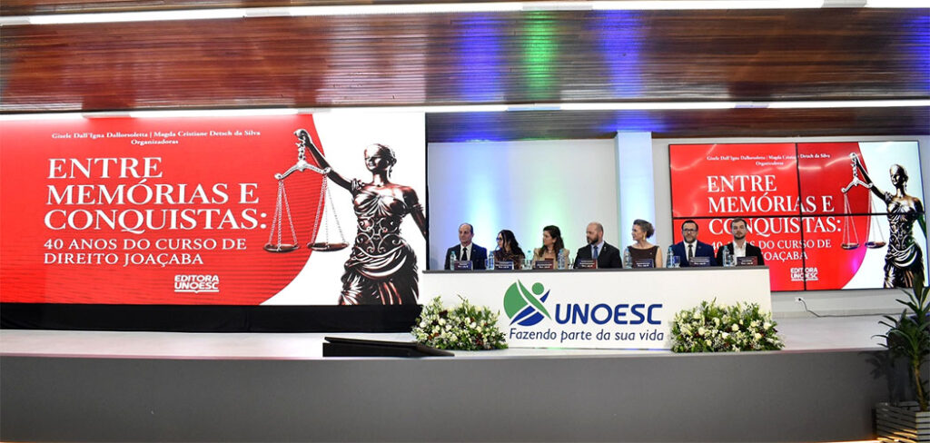 Curso de Direito da Unoesc Joaçaba comemora 40 anos com homenagens e lançamento de livro