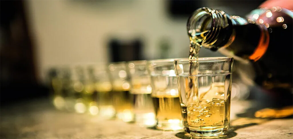 Cachaça brasileira amplia presença no exterior e leva cultura do país ao mundo