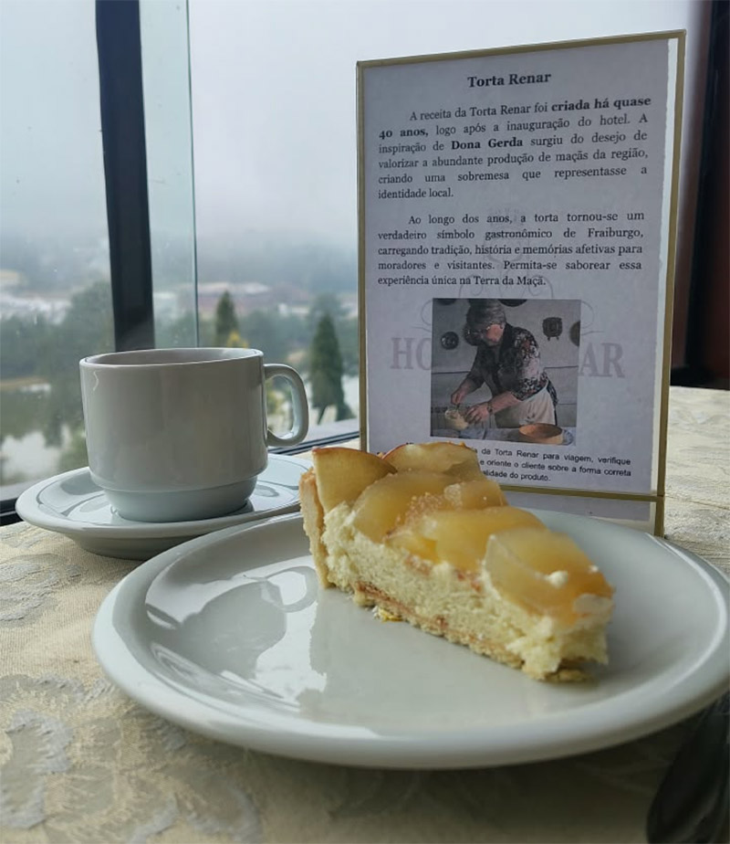 Torta Renar: a tradicional sobremesa de maçã que marca a gastronomia de Fraiburgo