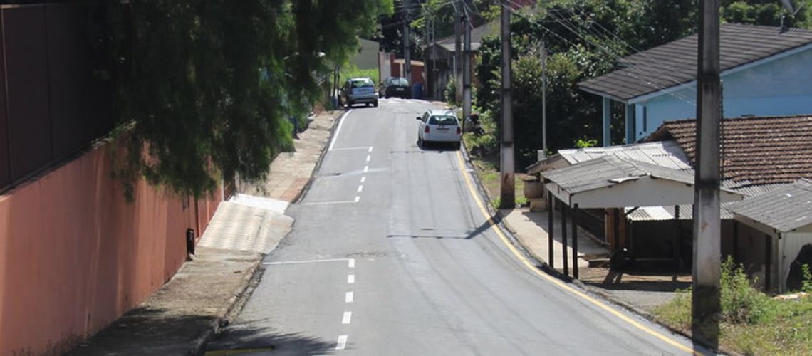Rua Edwino Weiss localizada no Bairro Flor da Serra foi uma das ruas pavimentadas/Foto: Assessoria de Imprensa