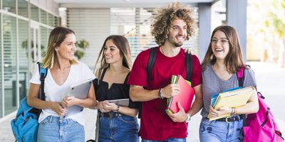 Estudantes da Unoesc oriundos de 14 municípios de SC podem ser beneficiados com as bolsas /Foto: Divulgação Internet