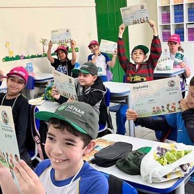 Alunos de Campos Novos comemoram sucesso do Programa Plantando para o Futuro/Foto: Divulgação Sistema Faesc/Senar/Sindicatos