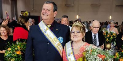 Baile da Pessoa Idosa coroou Rei e Rainha 60+ em Balneário Camboriú