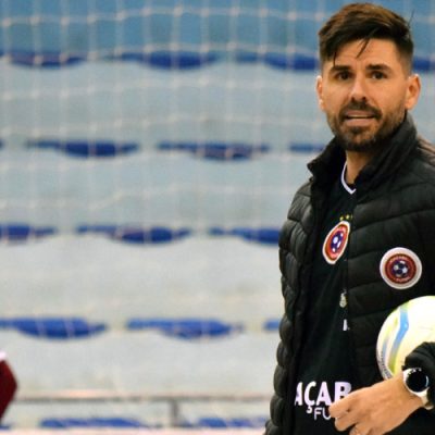 José Henrique Pereira é efetivado técnico do Joaçaba Futsal