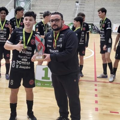 Equipe Sub-16 do Joaçaba Futsal é campeã microrregional da Olesc
