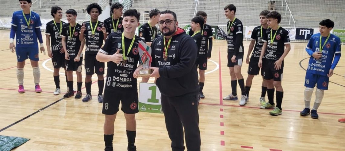 Equipe Sub-16 do Joaçaba Futsal é campeã microrregional da Olesc