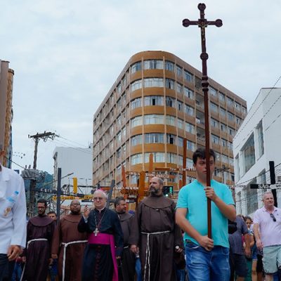 Romaria de Frei Bruno reúne milhares de fiéis em Joaçaba