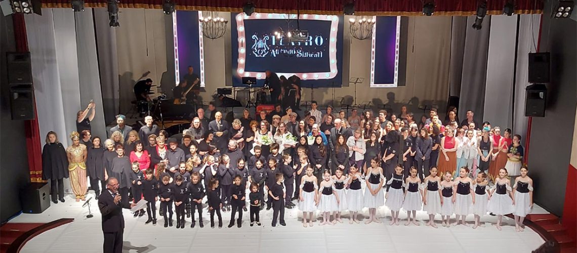 Teatro Alfredo Sigwalt de Joaçaba comemorou seus 20 anos em noite de gala