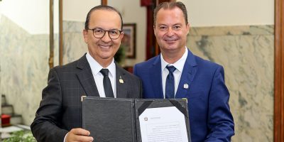 Jorginho Mello dá posse ao novo secretário de Estado do Turismo de Santa Catarina