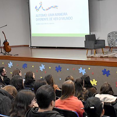 Autismo é abordado em evento realizado pelo curso de Enfermagem da Unoesc