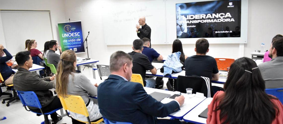 Unoesc Concórdia realiza aula inaugural do MBA em Liderança de Alta Performance