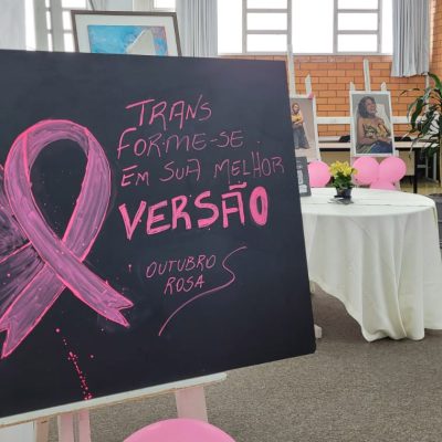 Outubro Rosa: Bibliotecas da Unoesc em Joaçaba e Campos Novos sediam exposições alusivas ao tema