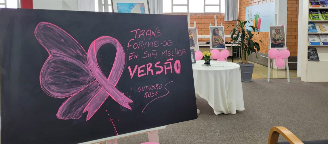 Outubro Rosa: Bibliotecas da Unoesc em Joaçaba e Campos Novos sediam exposições alusivas ao tema