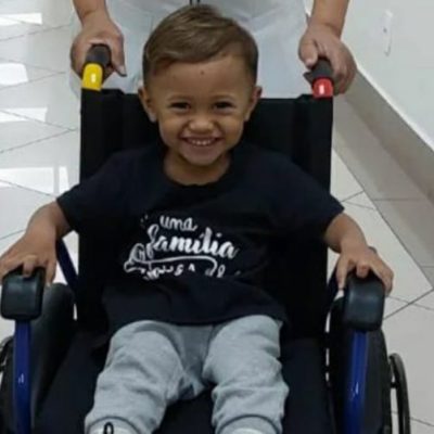 O pequeno Theo, que recebeu alta do Hospital São Luiz Osasco após um episódio de afogamento. Foto: Divulgação