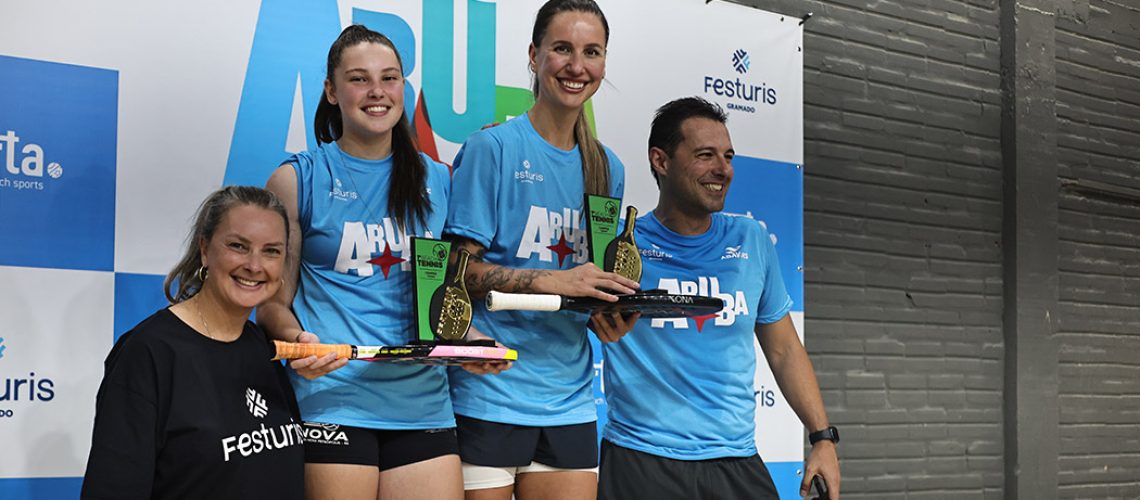 Mais de 100 atletas disputam 1º torneio de Beach Tennis do Festuris em Gramado