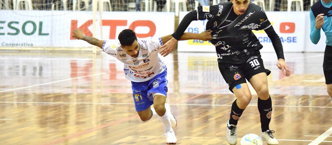 Joaçaba Futsal vence o São Lourenço pela Liga Nacional