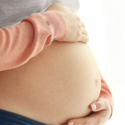 Alta nos casos de coqueluche reforça a importância da vacinação entre as gestantes