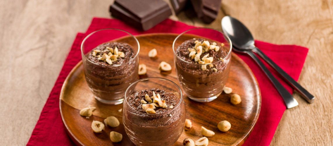 Mousse de Queijo Brie com chocolate e avelã