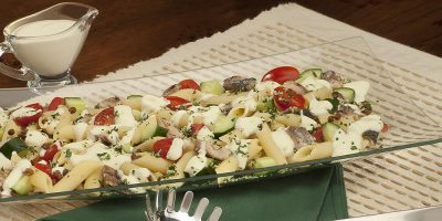 Salada de Penne com Lentilha e Sardinha ao Molho de Iogurte