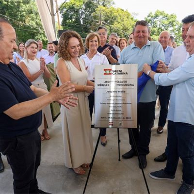 Governador entrega obras de infraestrutura em Salete, no Alto Vale do Itajaí