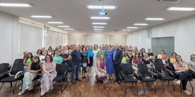 Professores da rede municipal de ensino de Joaçaba recebem formação em parceria com a Unoesc