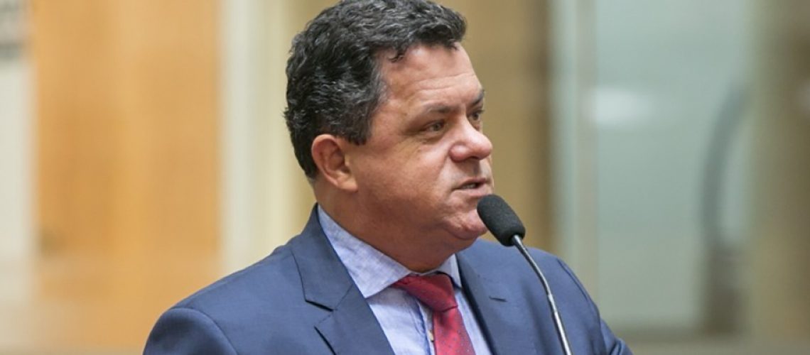 Este ato de irresponsabilidade do governo vem causando um prejuízo anual aos cofres públicos estimado em R$ 8 milhões?