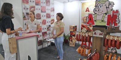 Feira destinada à cadeia gastronômica de SC destaca agricultura familiar e pequenos negócios