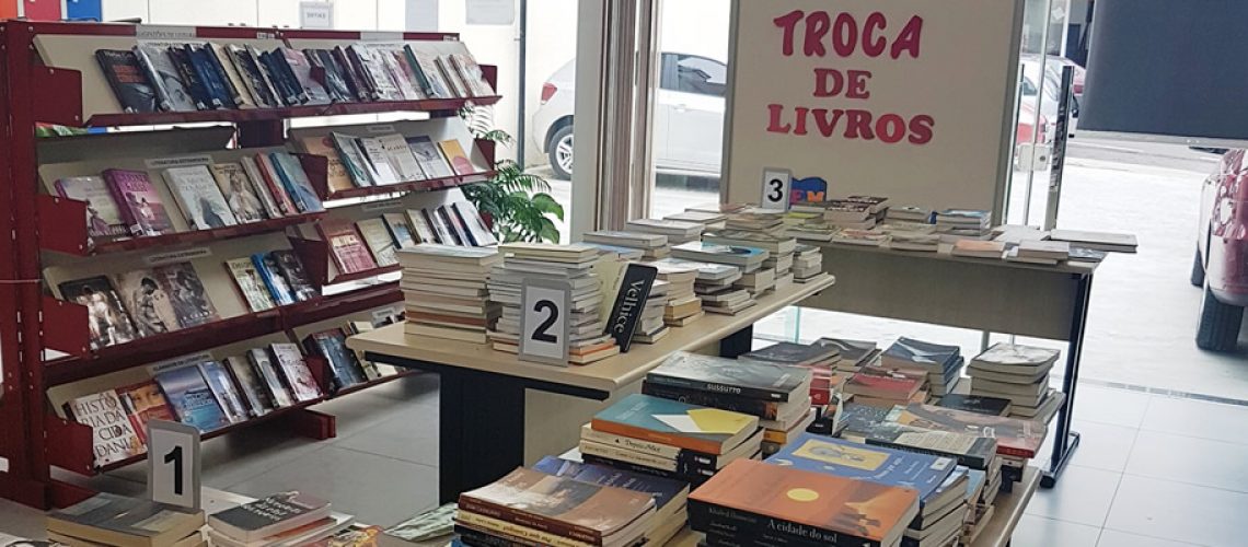 O horário de atendimento da Biblioteca Pública Municipal é das 7h30 às 18h30