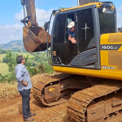 Secretarias de Herval d’ Oeste trabalham juntas em prol do escoamento da produção do município