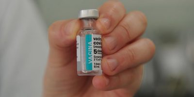 A vacinação acontece das 14h às 20h/Foto: Internet