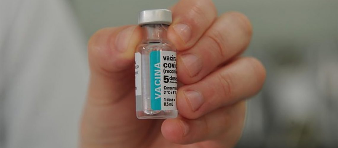 A vacinação acontece das 14h às 20h/Foto: Internet