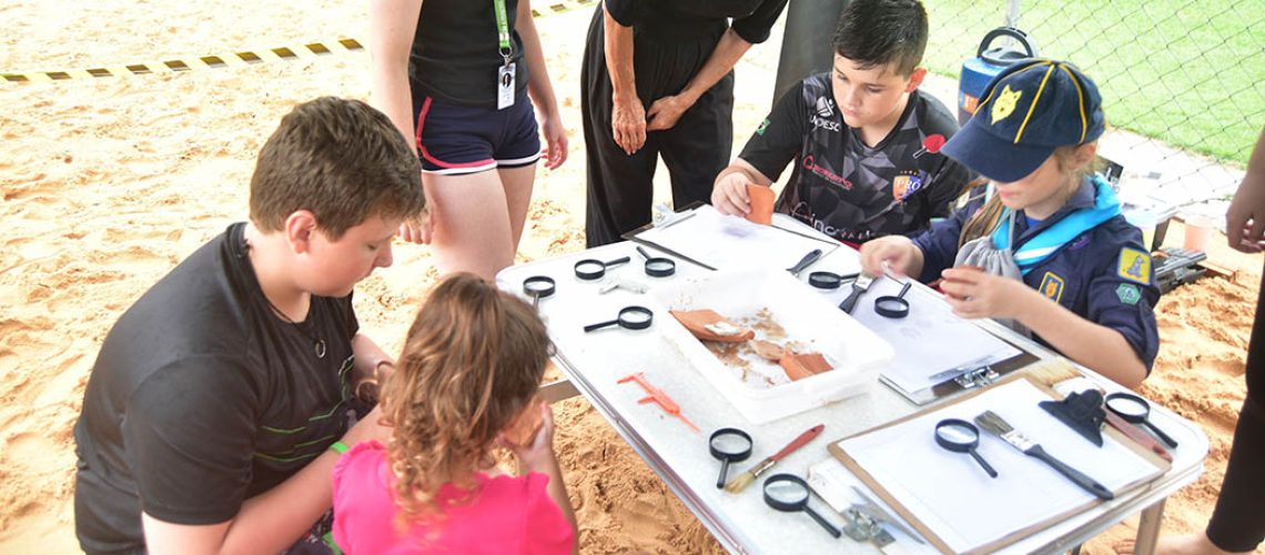 Projeto Pequenos Arqueólogos da Unoesc promove vivência cultural em Joaçaba